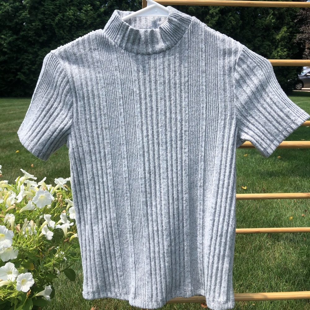 Forever 21 Turtle Neck Top
